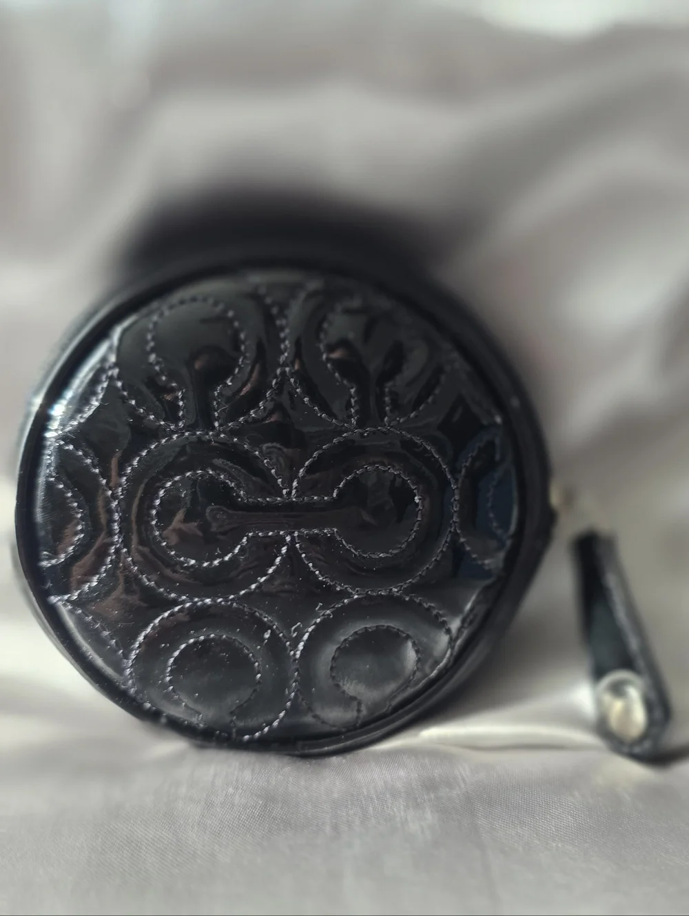 Coach Black Patent Leather Quilted Round Coin Pouch - Picture 2 of 8